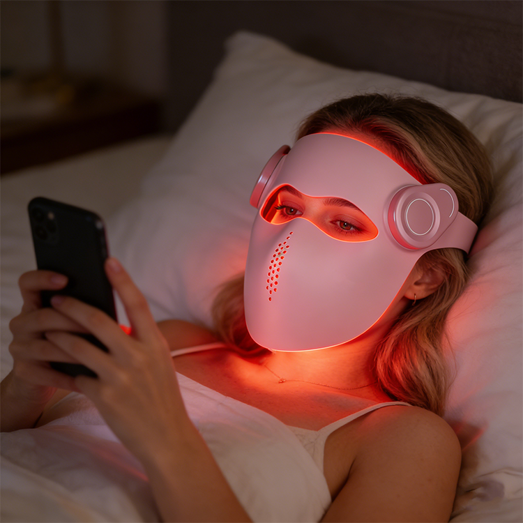 Rechargeable 3 Color Silicone 460nm 850nm Led 3D Face Mask Light Therapy Led Facial Mask with Voice Control